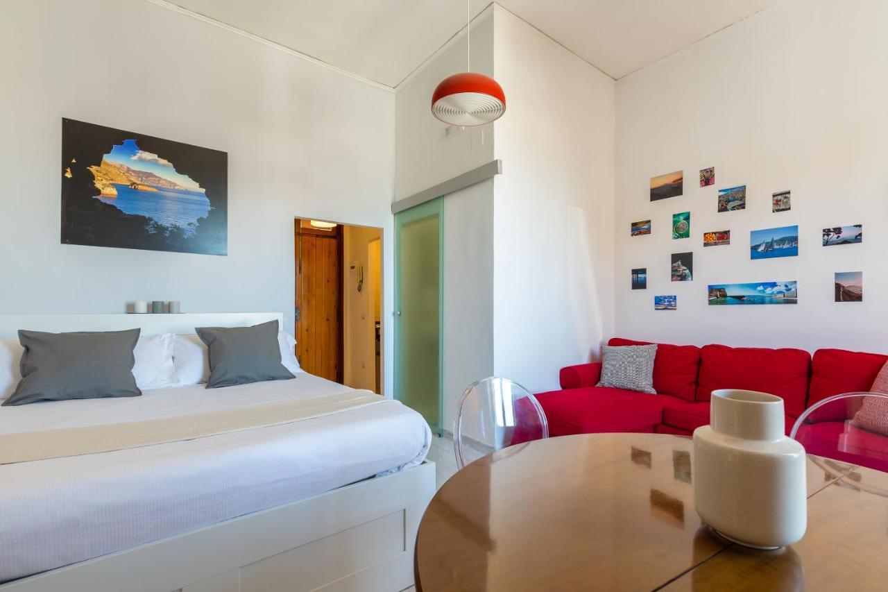 Seaview Apartment In Posillipo By Wonderful Italy Peschiera del Garda Zewnętrze zdjęcie